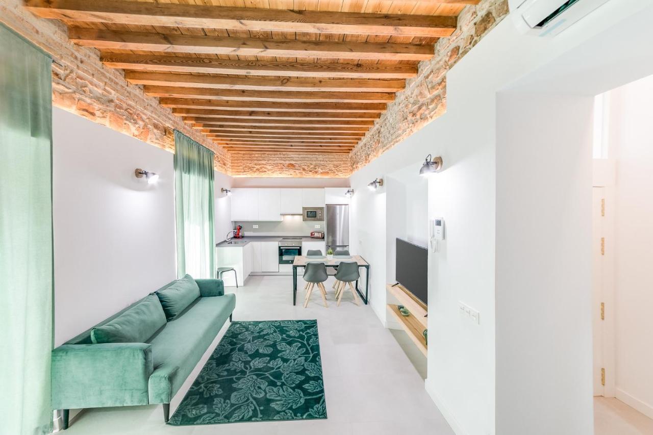 Suite Homes Sweet Postigos Terrace มาลากา ภายนอก รูปภาพ